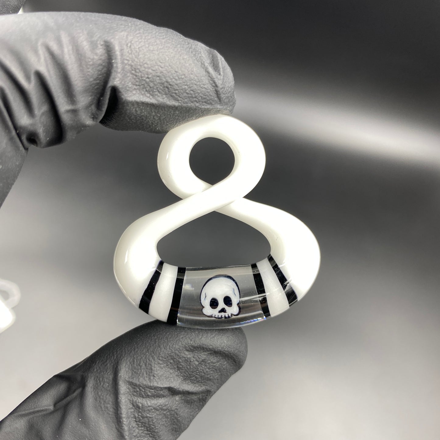 Natey Love x Hendy - Infinity Loop Pendant w/ Hendy Skull Millie (Star White)